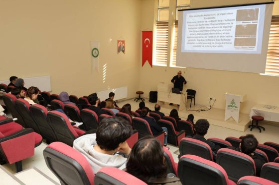 Sanat ve Tasarım Fakültesi’nde Sinema Okuması Konulu Etkinlik Düzenlendi