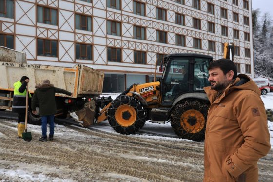 Kar Temizleme Çalışmaları Sürdürülüyor