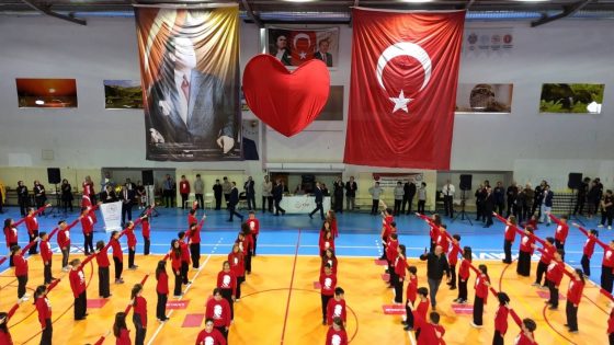 Cumhuriyetimizin 102. Yılı Arhavi’de Coşkuyla Kutlandı