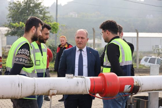 Başkan Ataselim, Ardeşen Doğalgaz Dağıtım Merkezinde İncelemelerde Bulundu