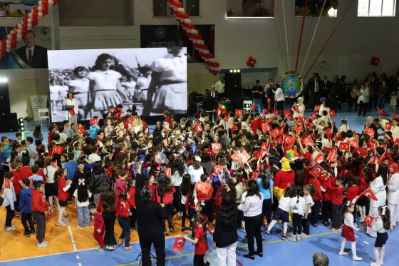 Arhavi’de 23 Nisan Bayramı Renkli Görüntülere Sahne Oldu